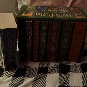 Used full Harry Potter series and the bonus book “the cursed child”